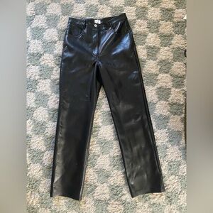 Aritzia faux leather pants 🖤